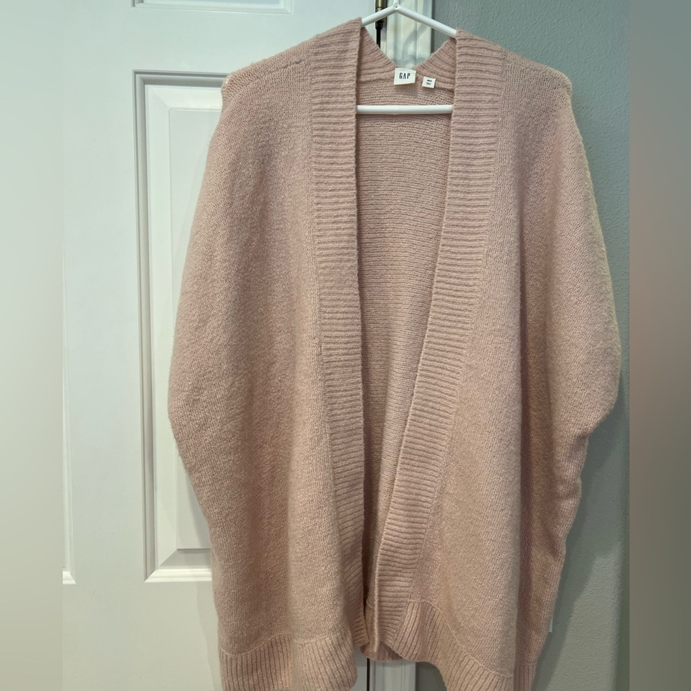 Gap slouchy sleeveless cardigan